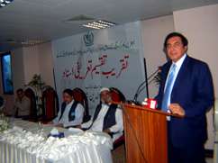 Mr. Khizar Hayat Khan, Secretary (M/O OP & HRD ) addressing the Overseas Employment Promoters.